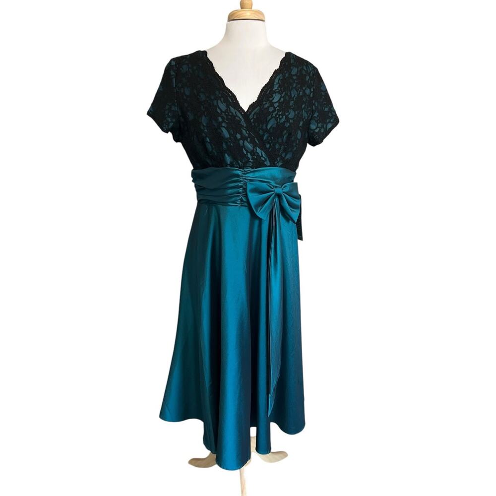 COLDWATER CREEK Women's 14 Satin Bow Midi Dress NWT Romantic Lace